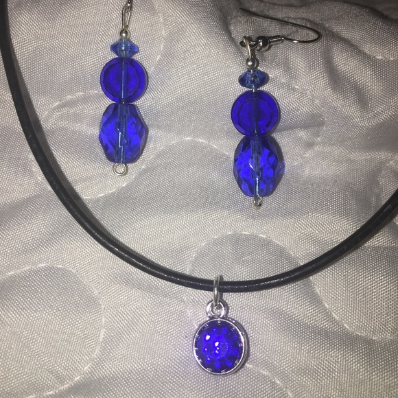 🆕Royal blue set Necklace & Earrings leather cord - Picture 5 of 7